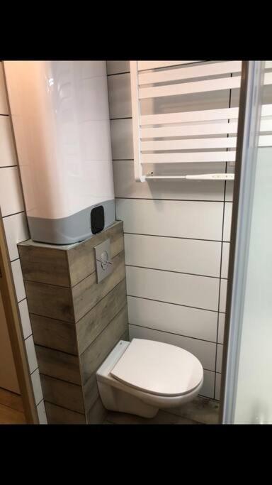 Appartement F2 Au Pied De La Basilique *