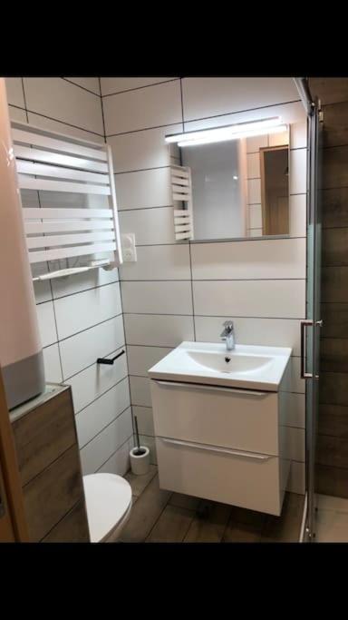 Appartement F2 Au Pied De La Basilique